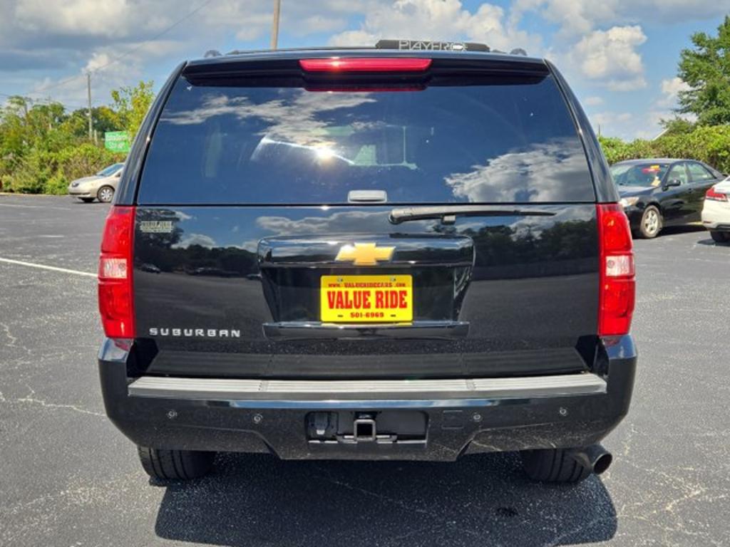 2013 Chevrolet Suburban - $11,995