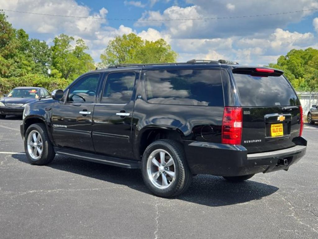 2013 Chevrolet Suburban - $11,995