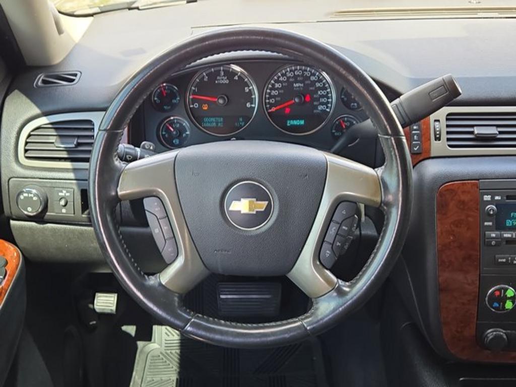 2013 Chevrolet Suburban - $11,995