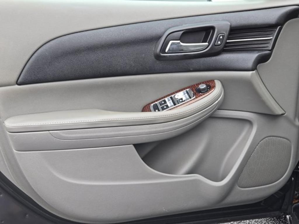 2013 Chevrolet Malibu LT photo