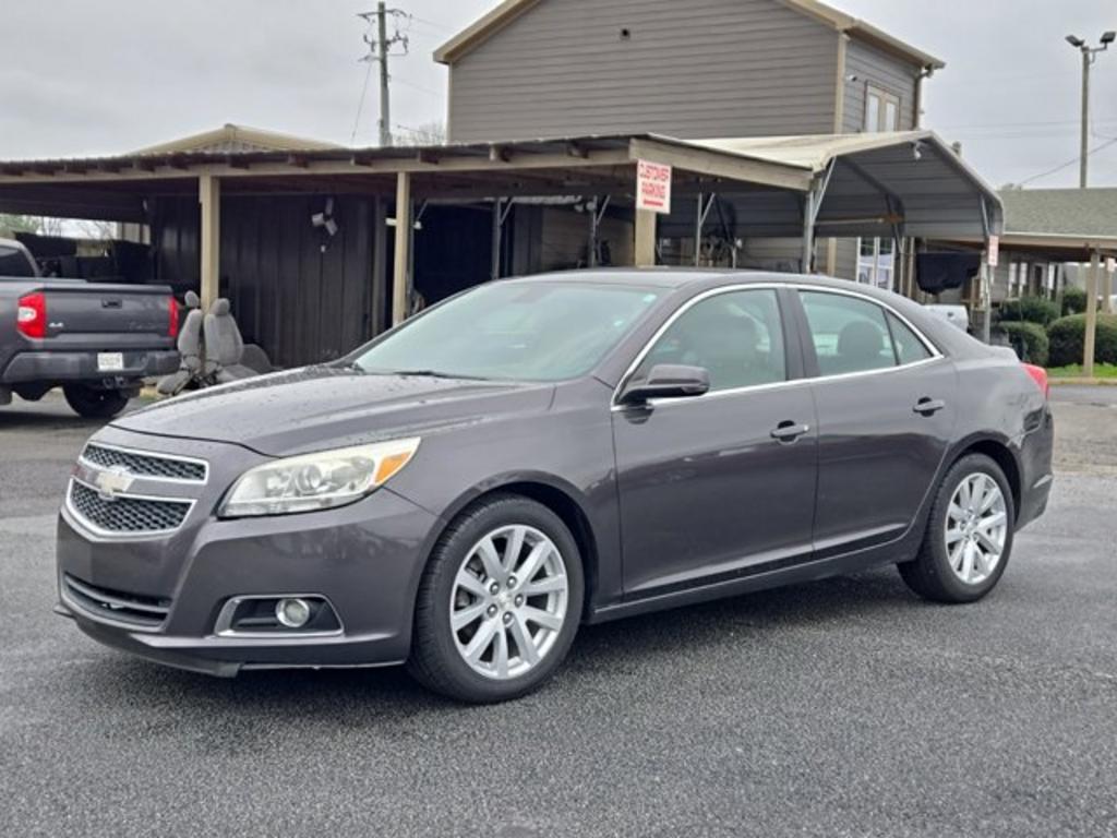 2013 Chevrolet Malibu LT photo