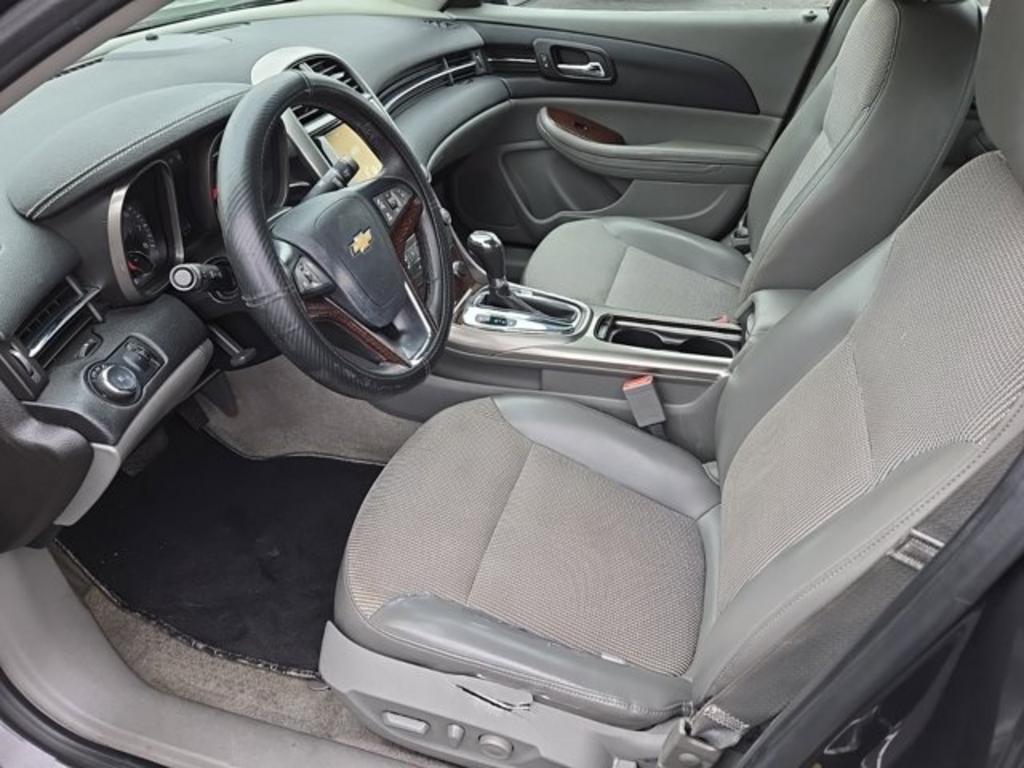 2013 Chevrolet Malibu LT photo
