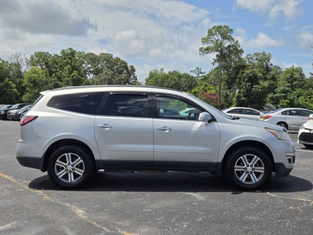 2017 Chevrolet Traverse - $10,995