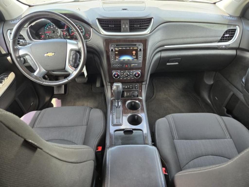 2017 Chevrolet Traverse - $10,995