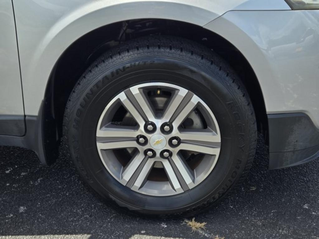 2017 Chevrolet Traverse - $10,995