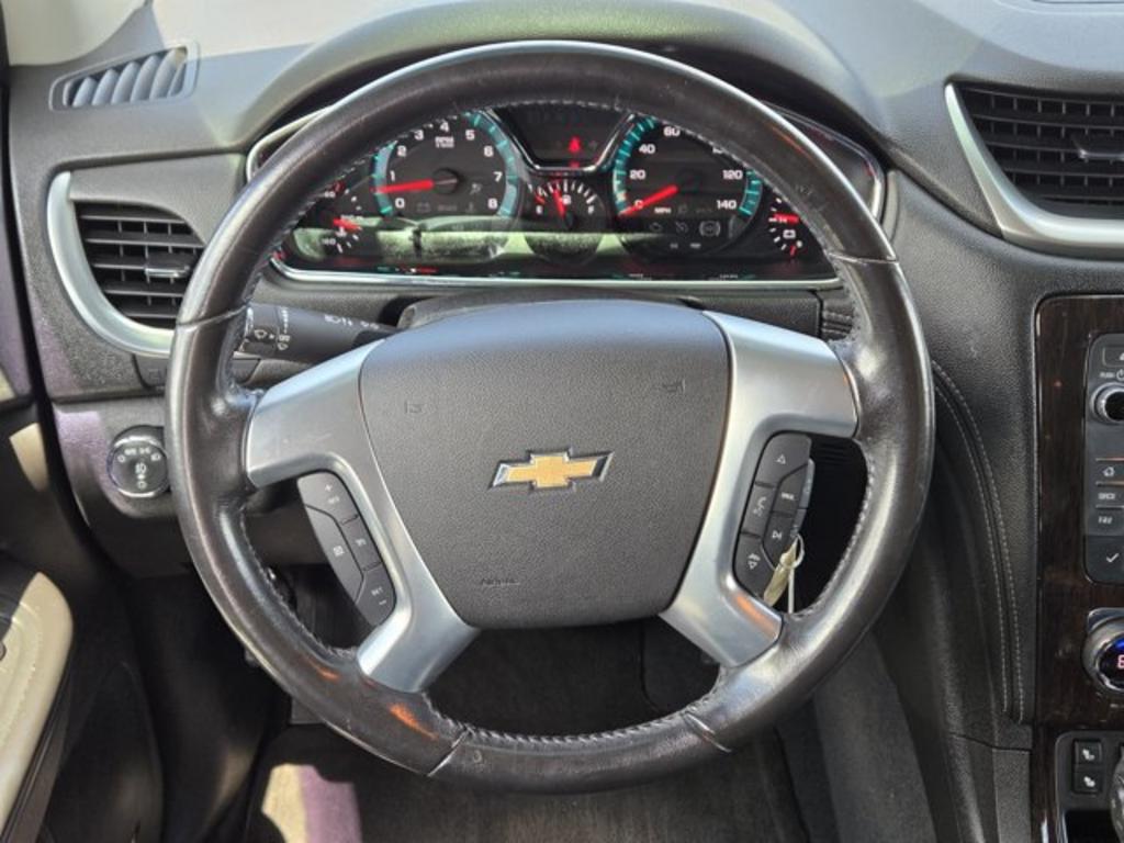 2017 Chevrolet Traverse - $10,995