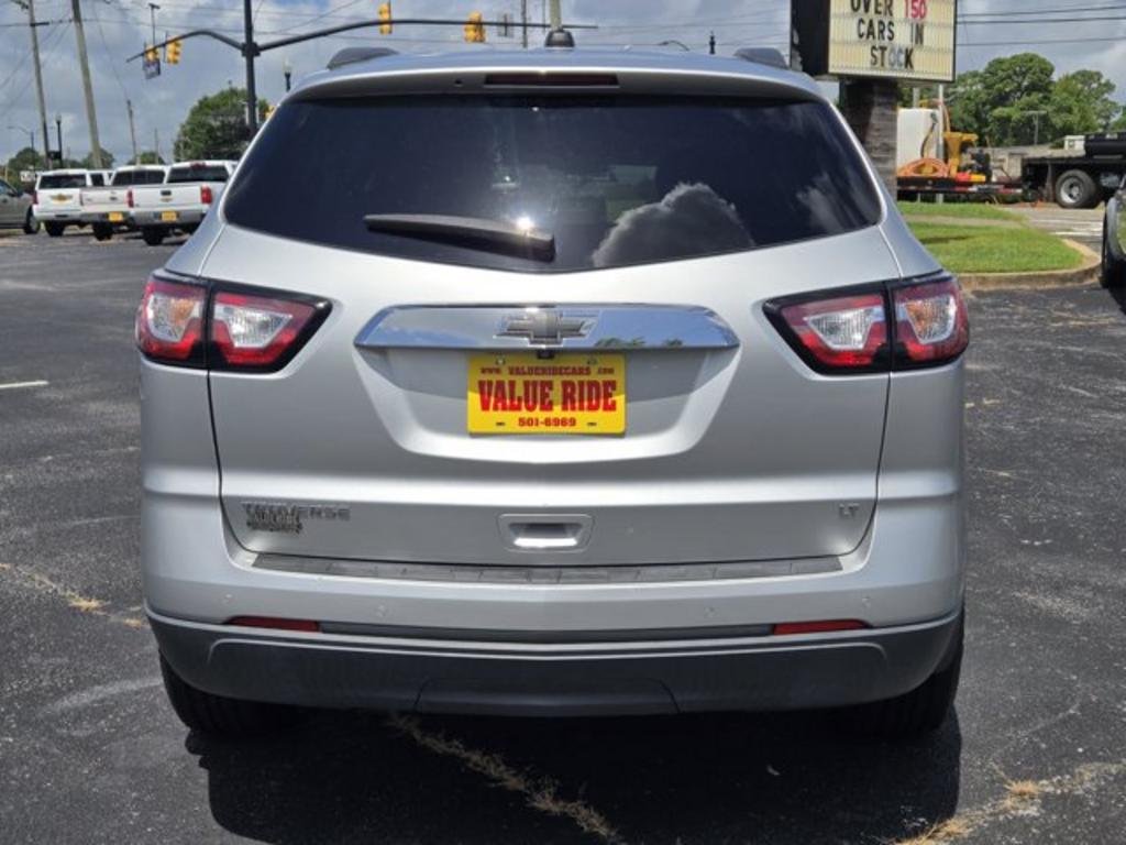 2017 Chevrolet Traverse - $10,995