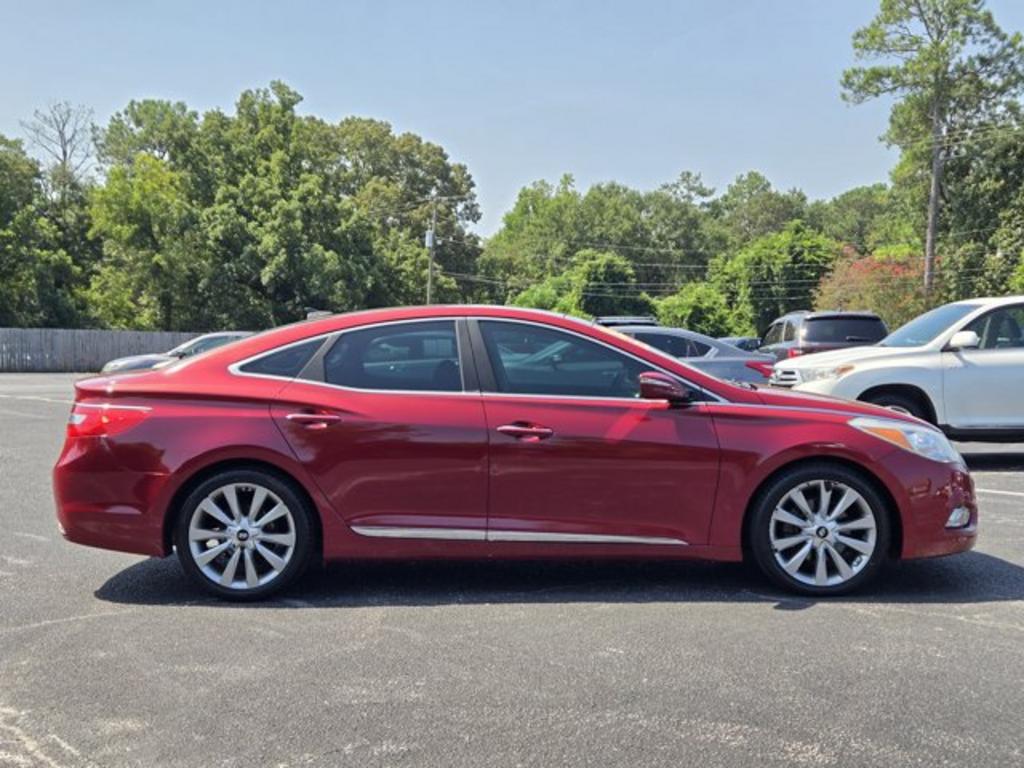 2013 Hyundai Azera - $9,995