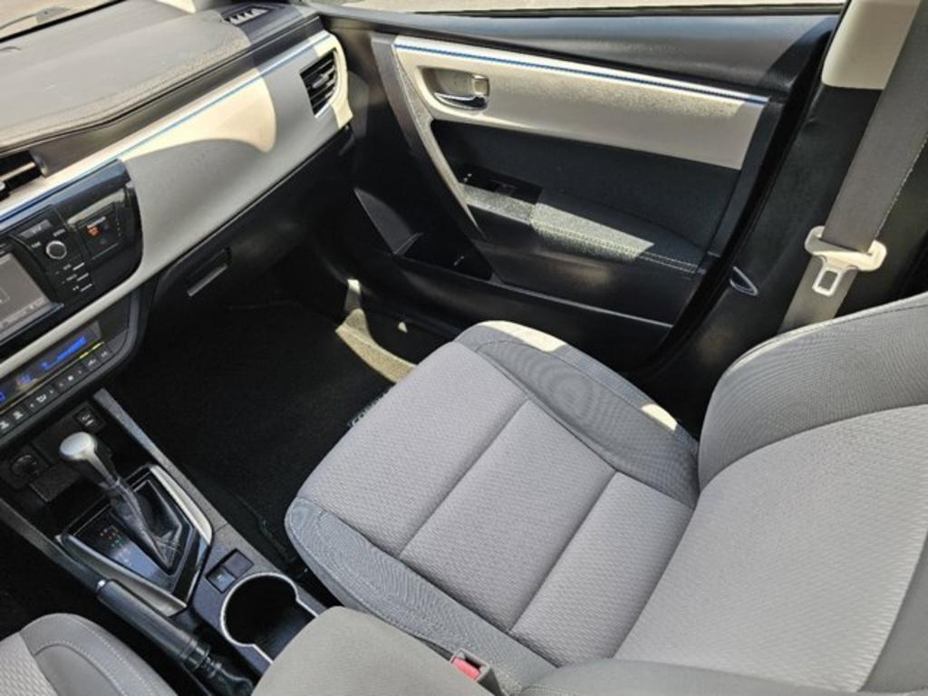 2015 Toyota Corolla  photo