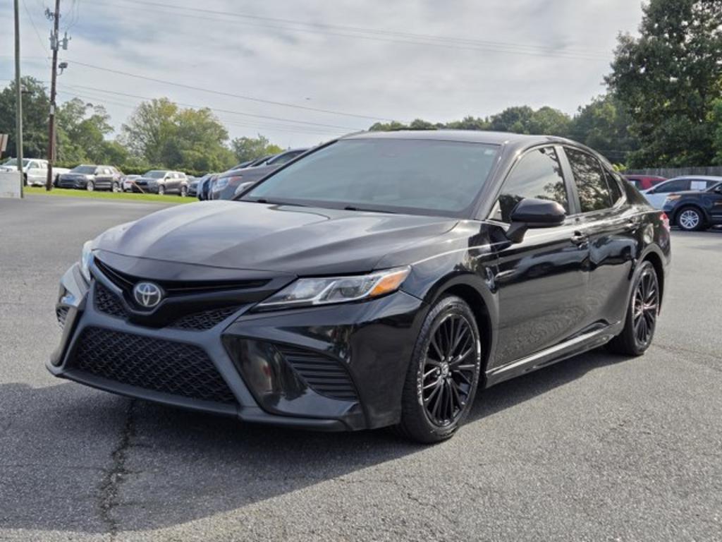 2020 Toyota Camry - $19,995