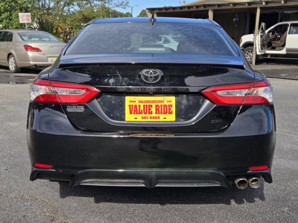 2020 Toyota Camry - $19,995