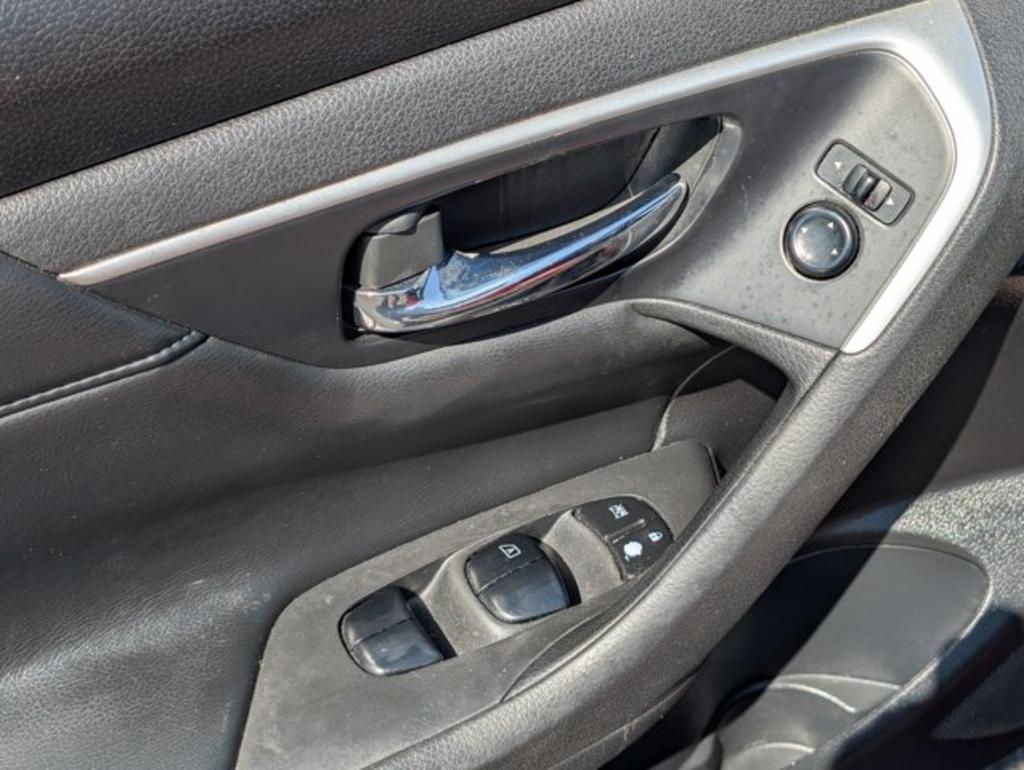 2016 Nissan Altima  photo