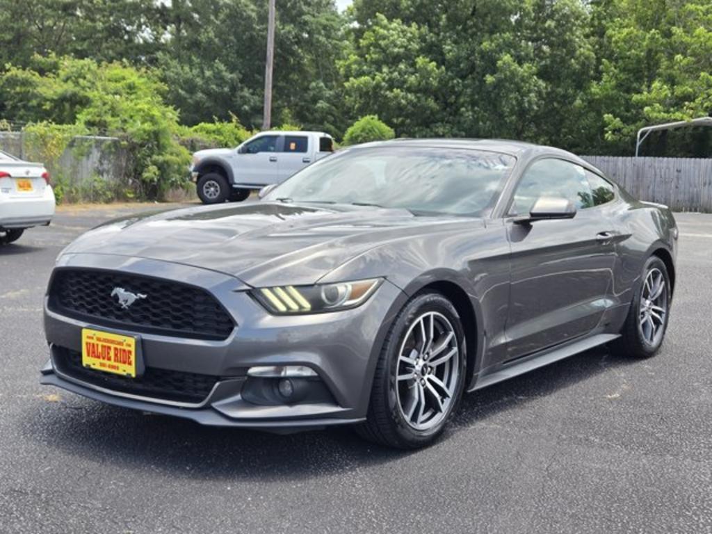 2017 Ford Mustang - $13,995