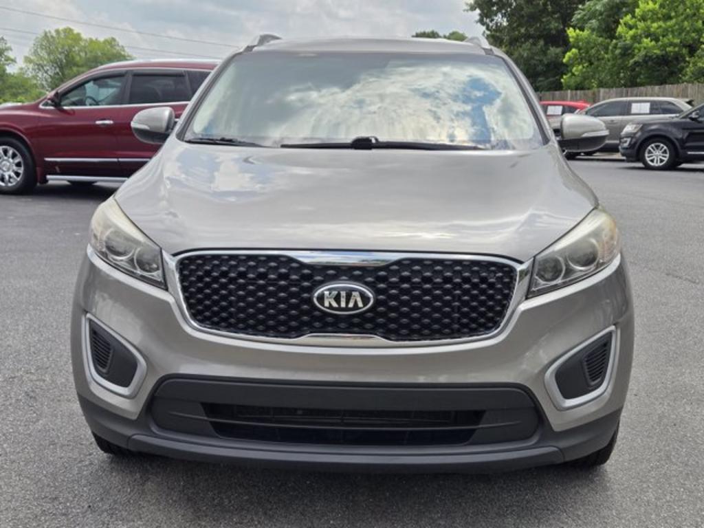 2018 Kia Sorento - $12,995