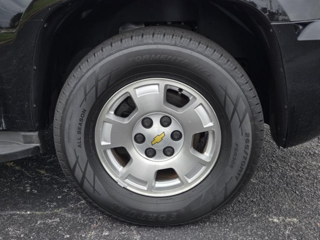 2011 Chevrolet Tahoe - $13,995