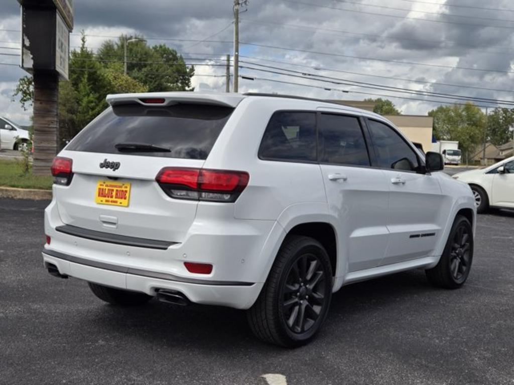 2018 Jeep Cherokee - $15,995