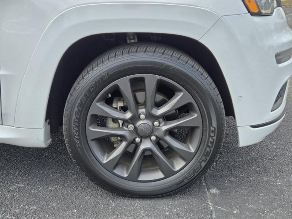 2018 Jeep Cherokee - $15,995
