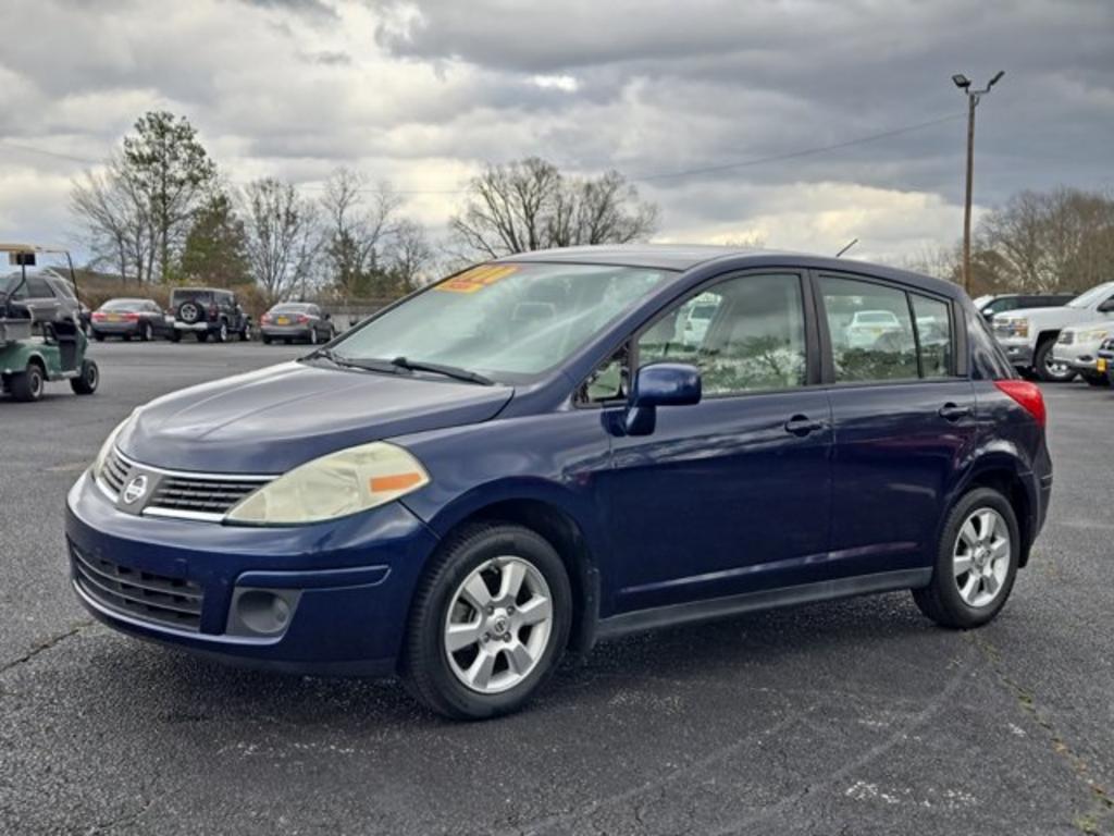 2009 Nissan Versa 1.8 S photo