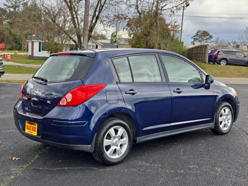 2009 Nissan Versa 1.8 S photo