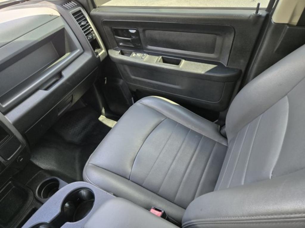 2018 Ram 2500 - $28,995