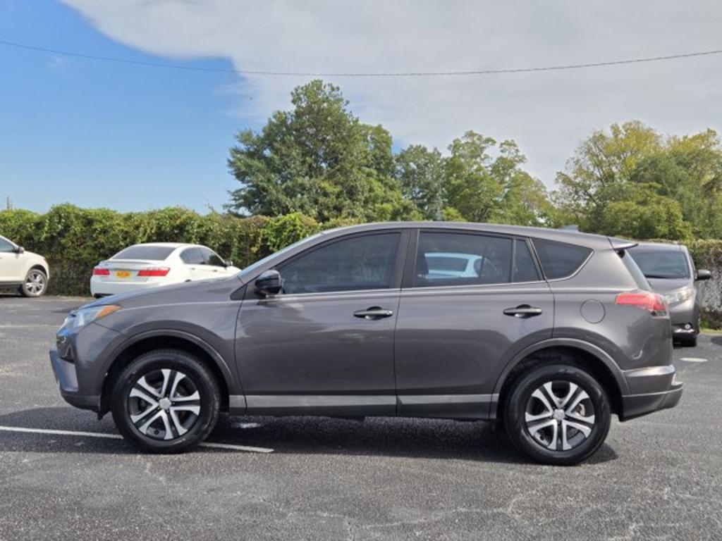 2017 Toyota RAV4 - $15,995