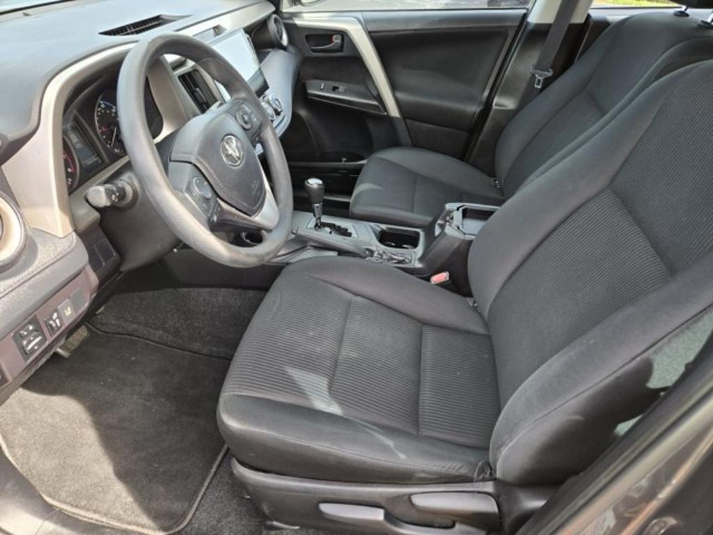 2017 Toyota RAV4 - $15,995