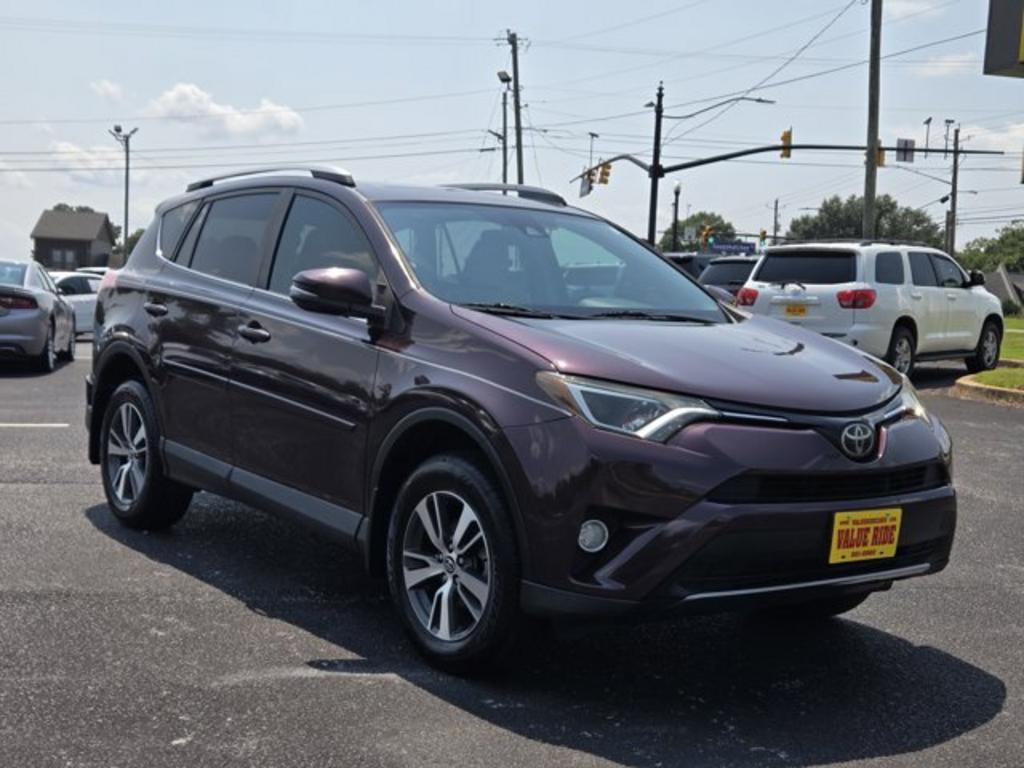 2017 Toyota RAV4 - $14,995