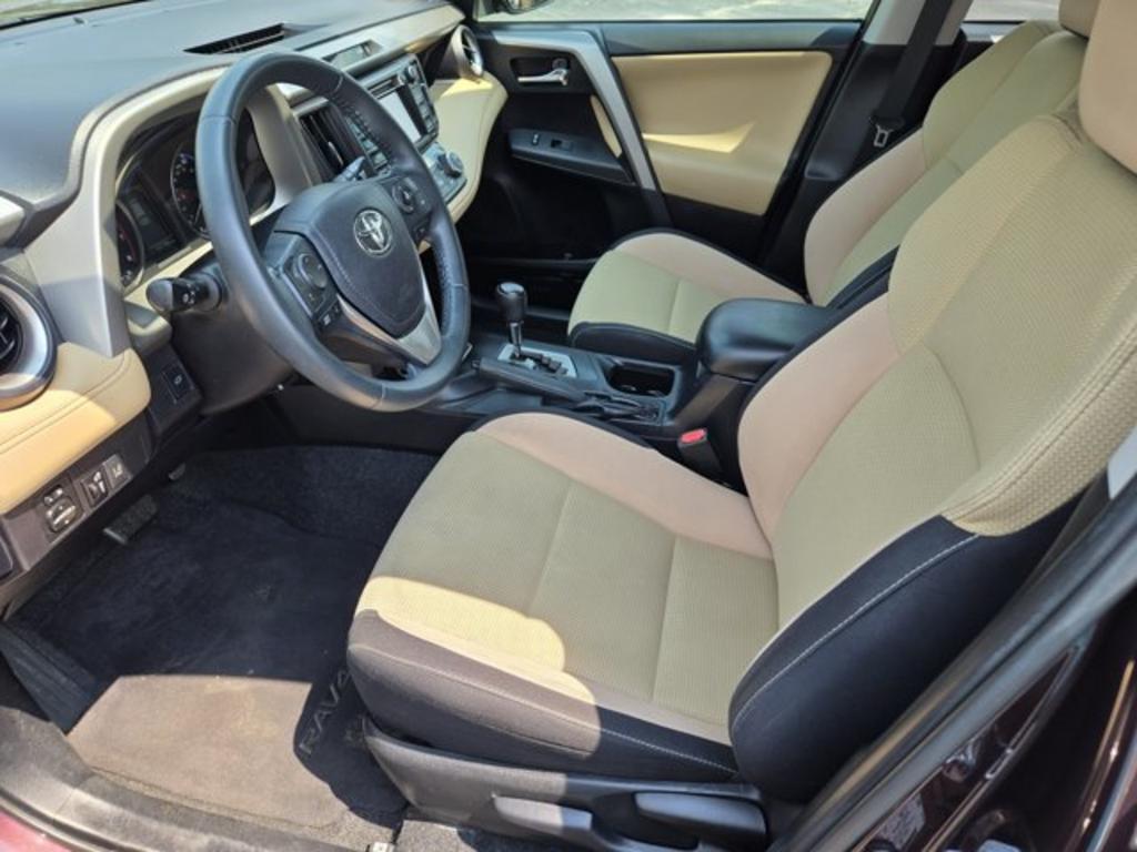 2017 Toyota RAV4 - $14,995