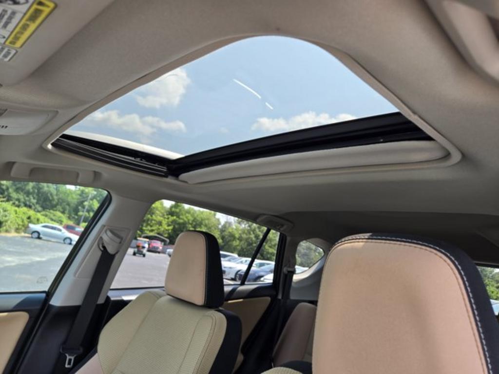 2017 Toyota RAV4 - $14,995