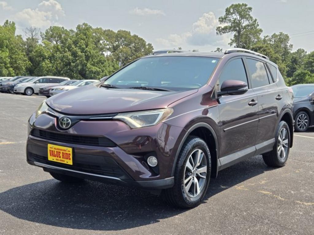 2017 Toyota RAV4 - $14,995