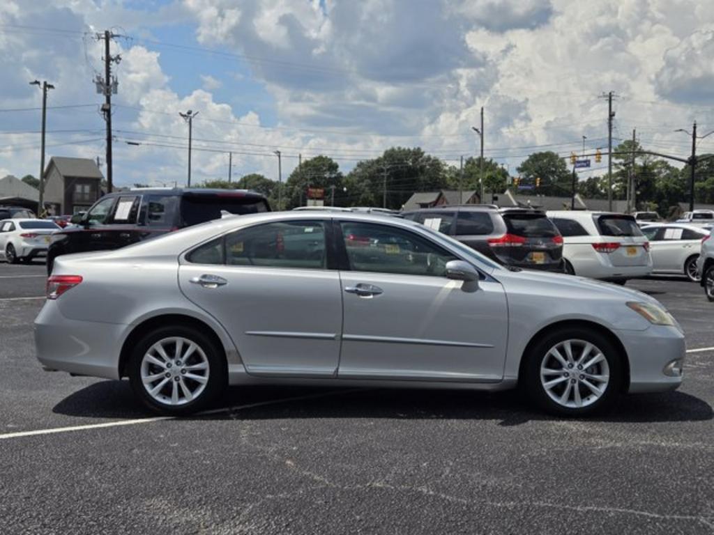2010 Lexus ES - $11,995