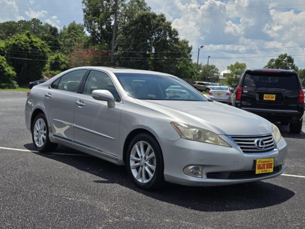2010 Lexus ES - $11,995