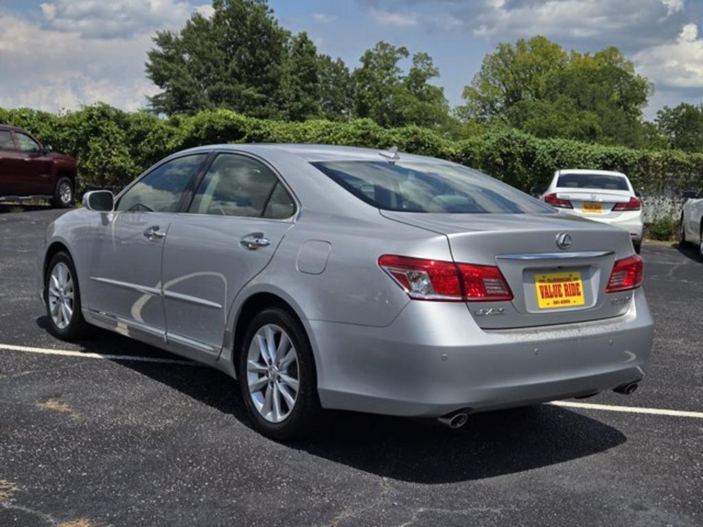 2010 Lexus ES - $11,995