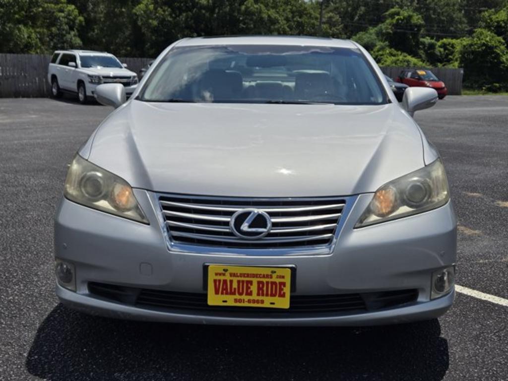 2010 Lexus ES - $11,995