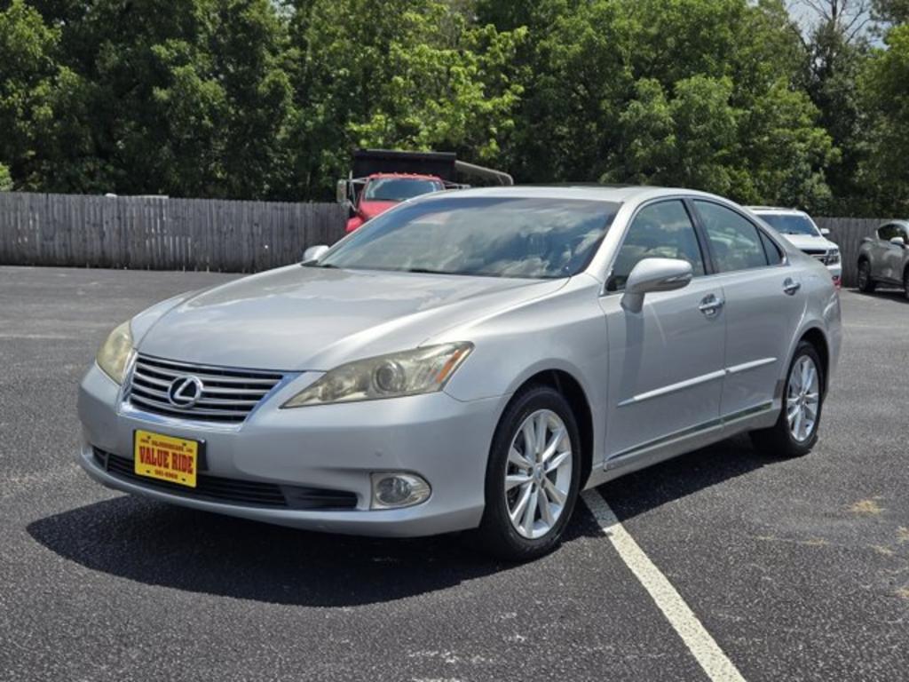 2010 Lexus ES - $11,995