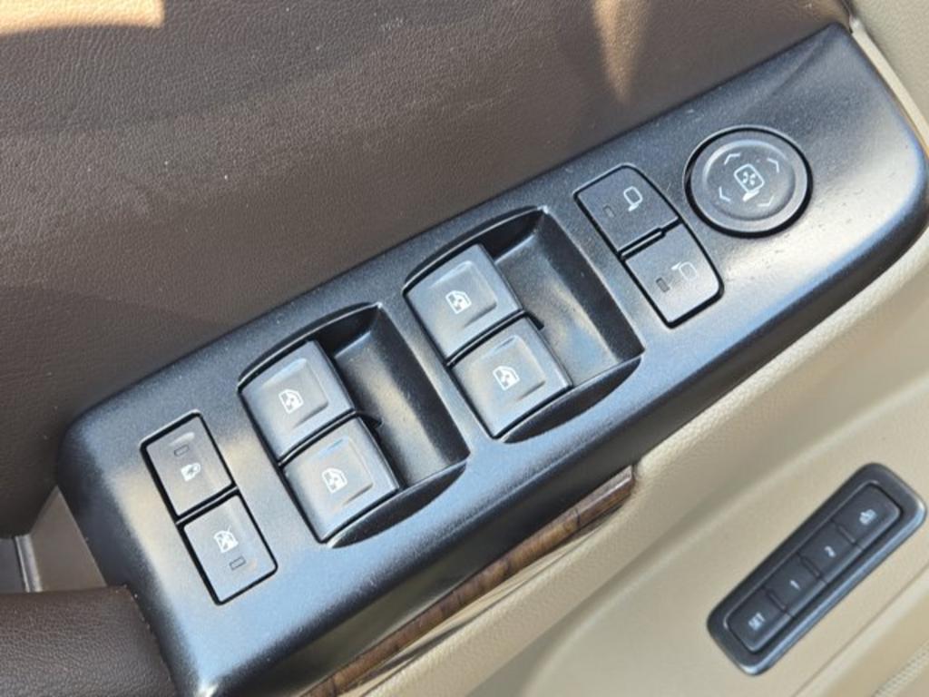2019 Chevrolet Tahoe - $16,995