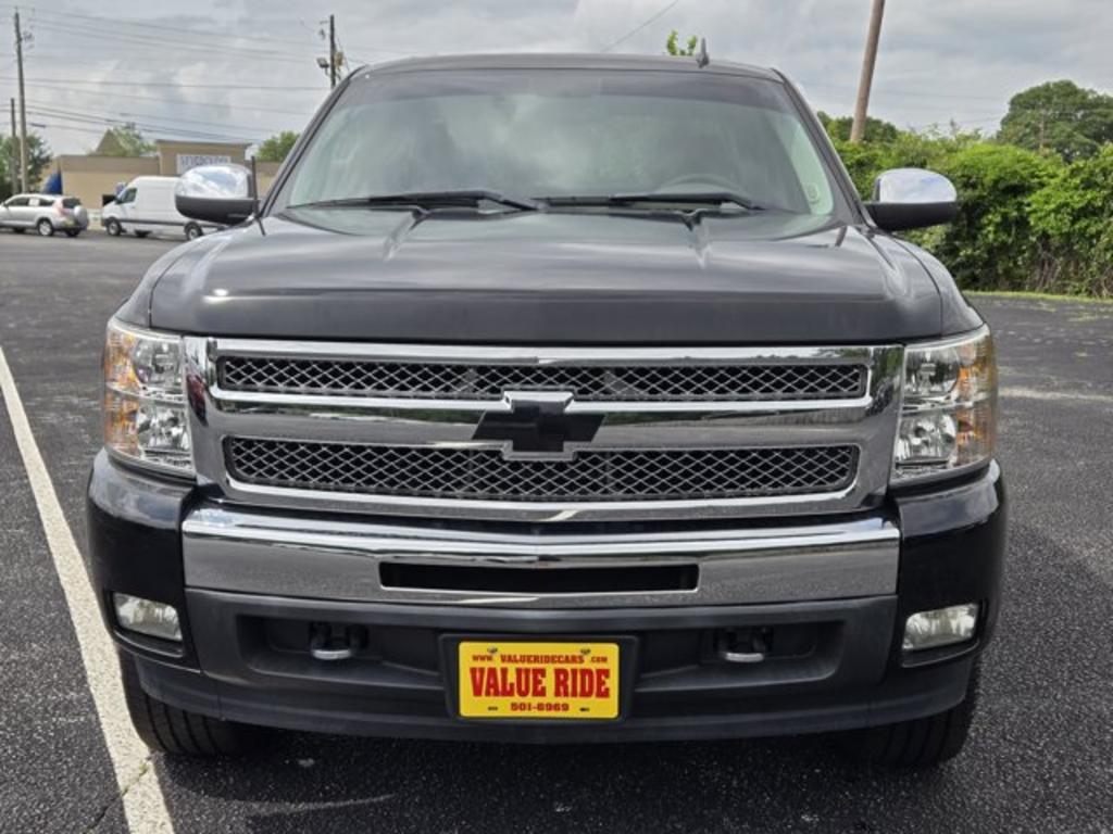 2011 Chevrolet Silverado - $19,995