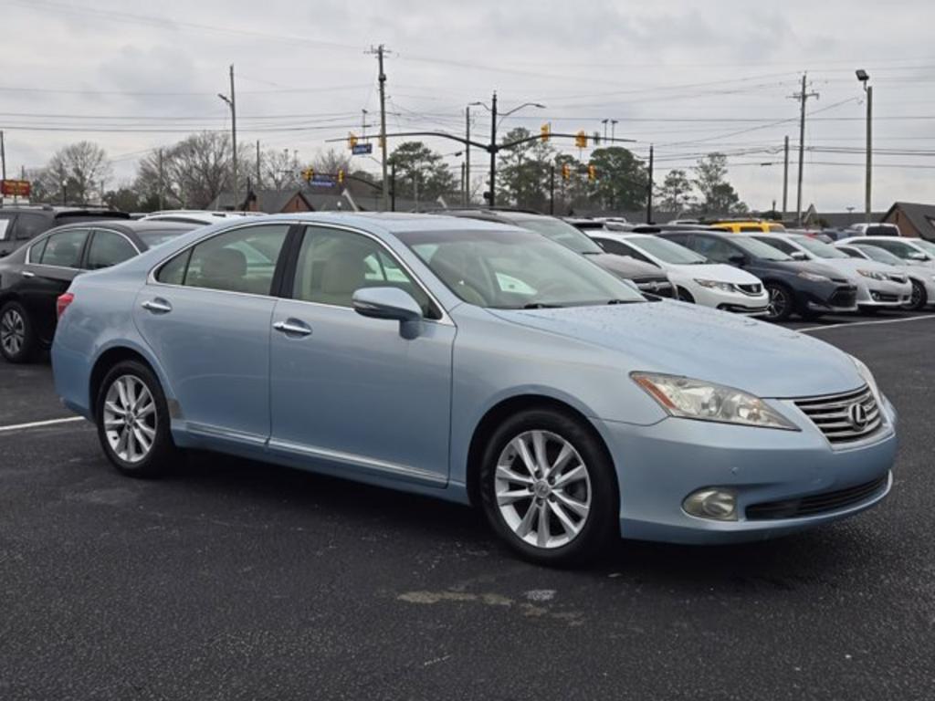 2010 Lexus ES 350 photo