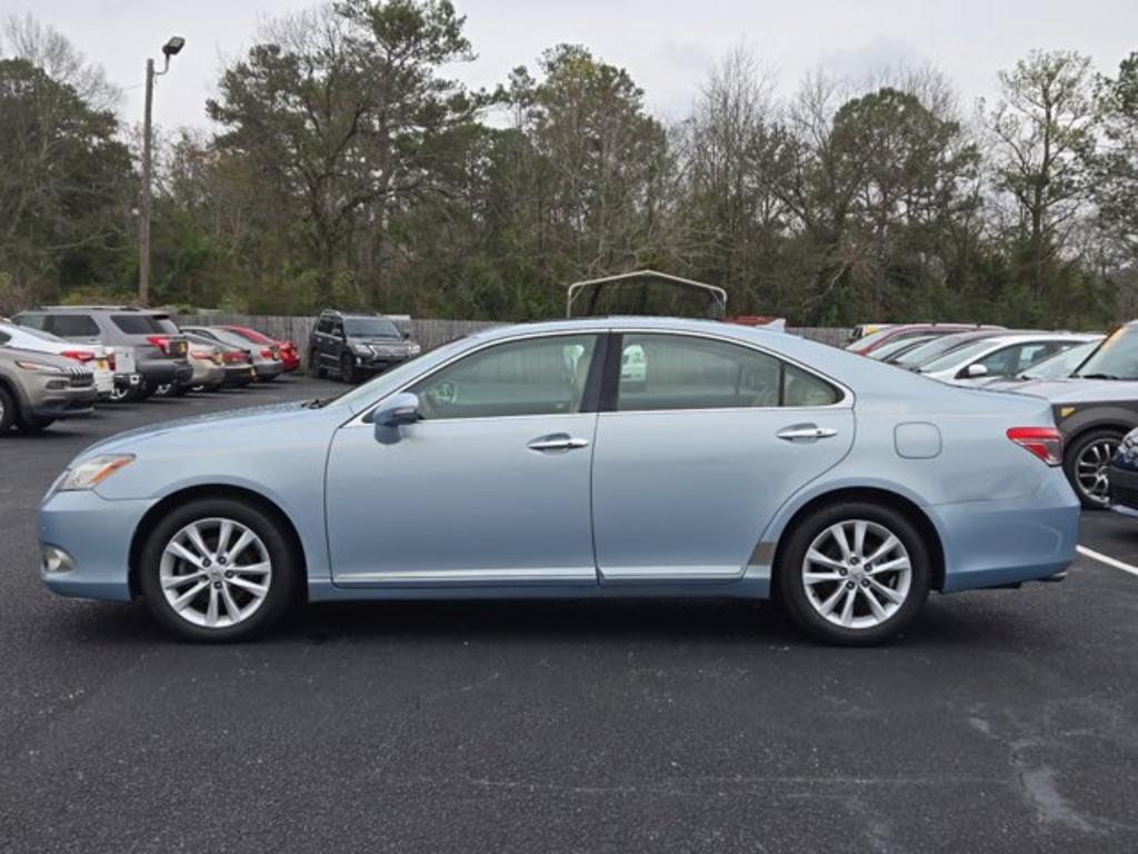 2010 Lexus ES 350 photo