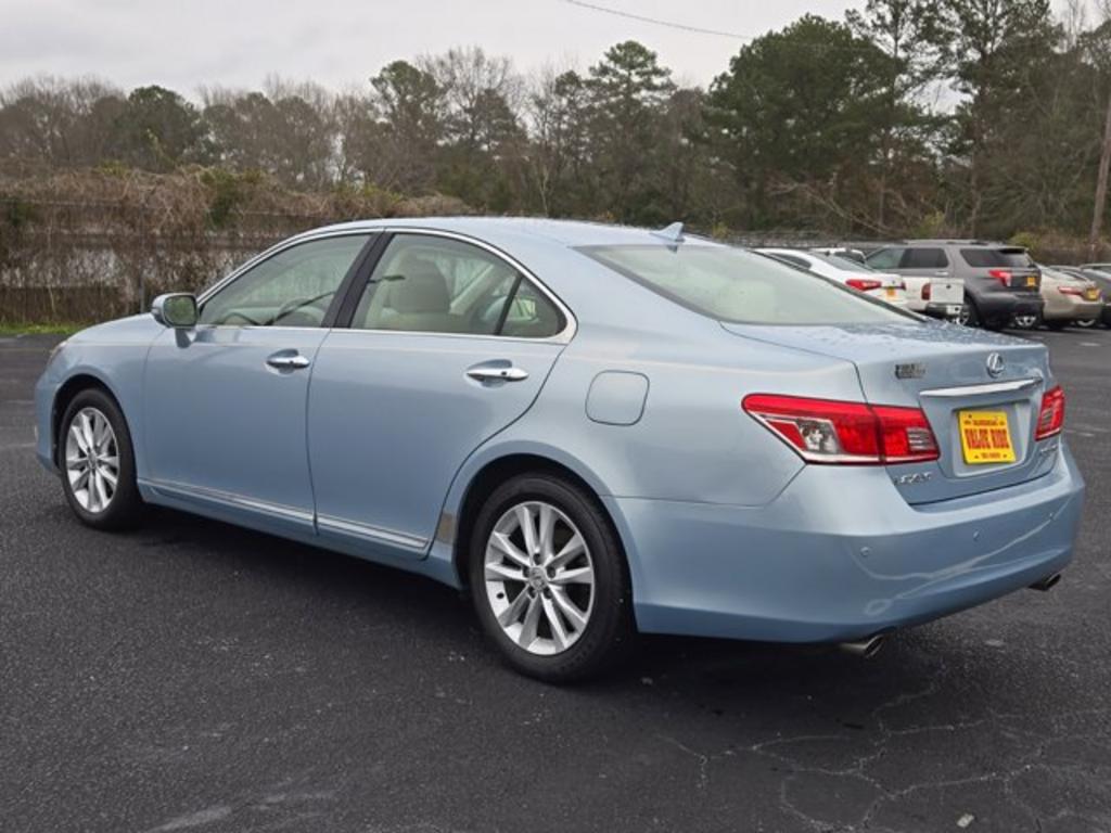 2010 Lexus ES 350 photo