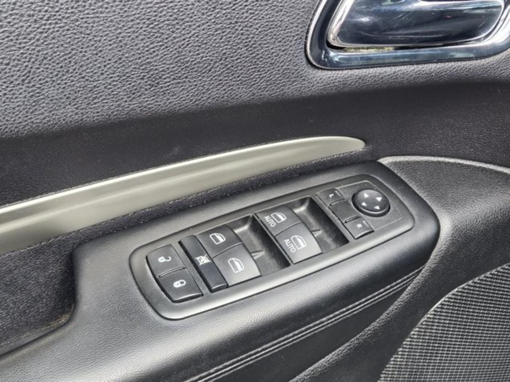 2014 Dodge Durango - $11,995
