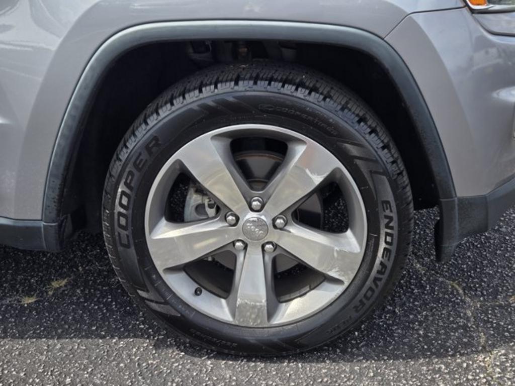 2014 Jeep Cherokee - $12,995