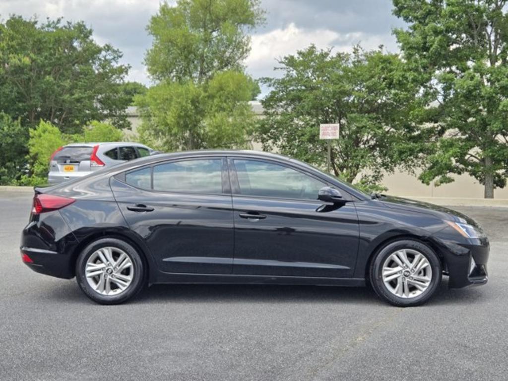 2019 Hyundai Elantra - $13,995