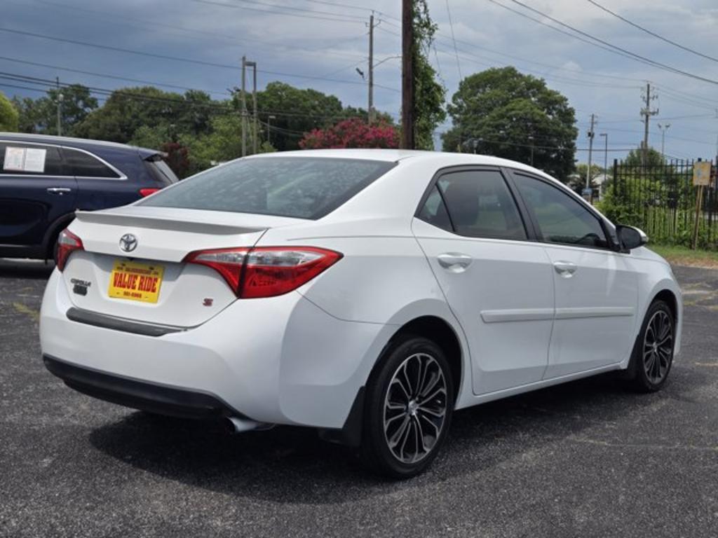 2015 Toyota Corolla - $12,995