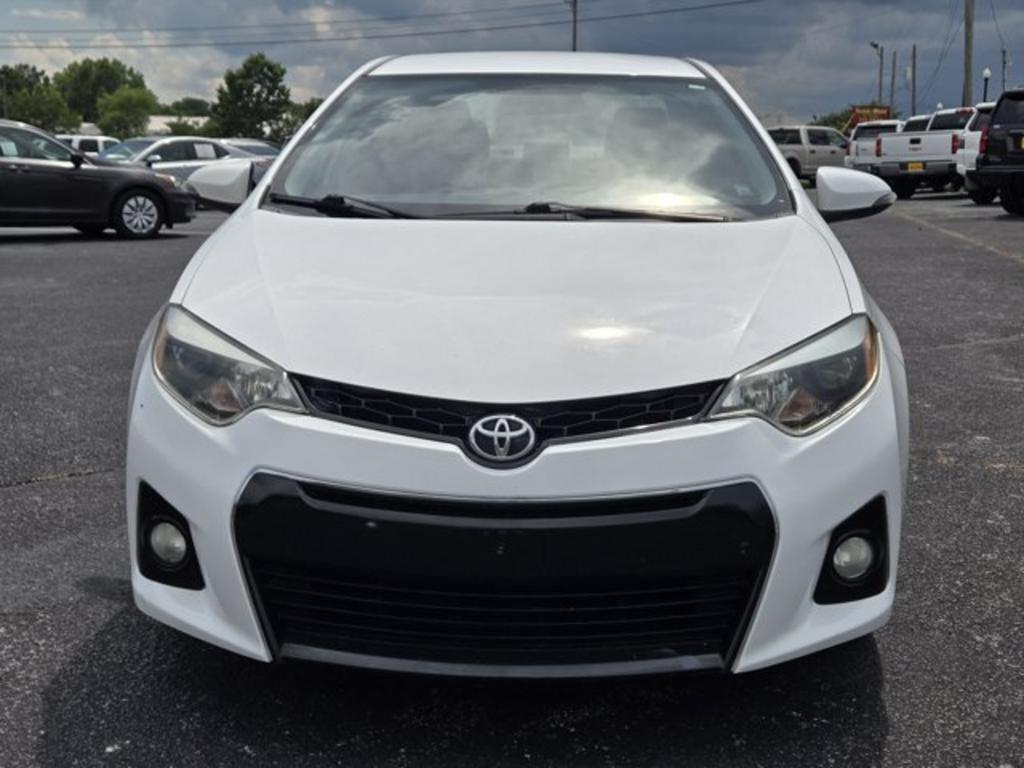 2015 Toyota Corolla - $12,995
