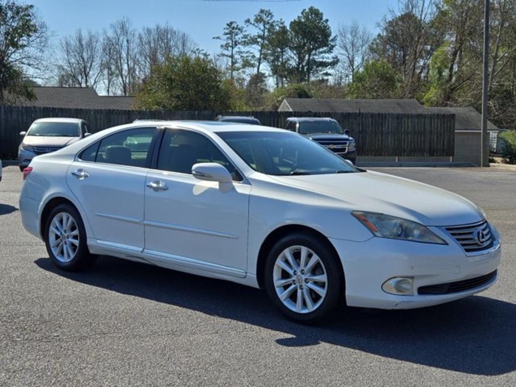 2011 Lexus ES 350 photo