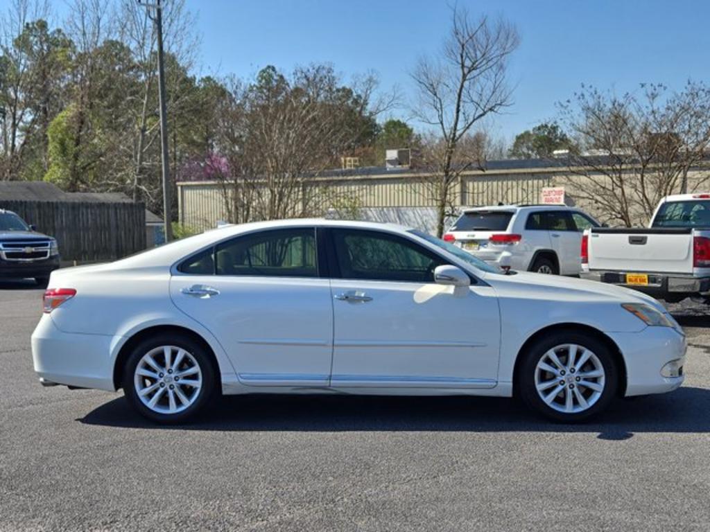 2011 Lexus ES 350 photo