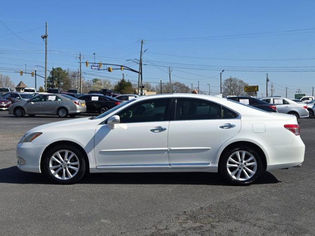 2011 Lexus ES 350 photo
