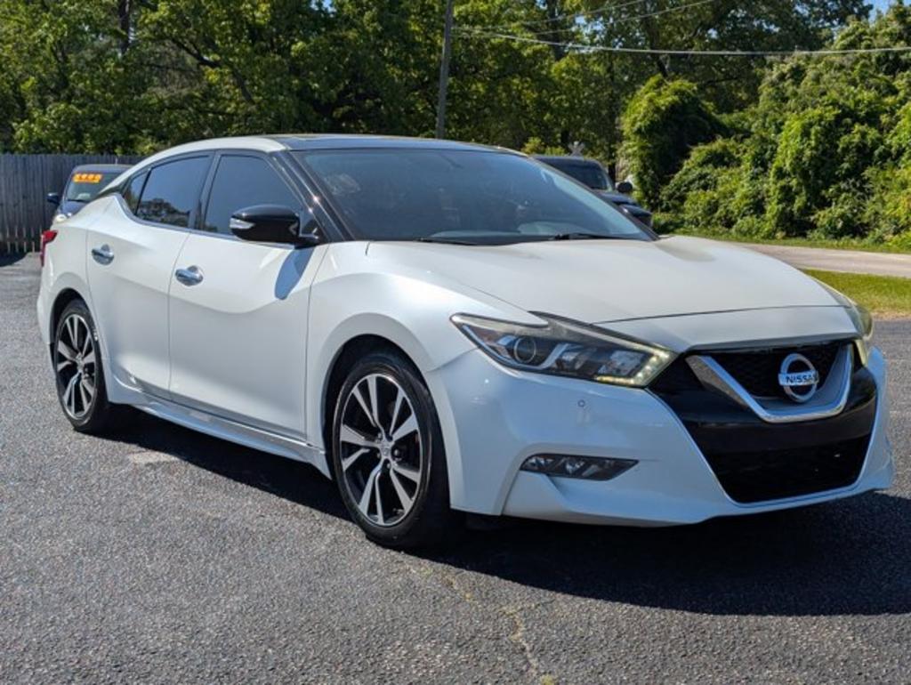 2017 Nissan Maxima  photo