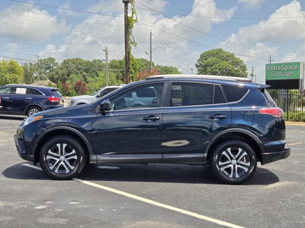 2018 Toyota RAV4 - $15,995